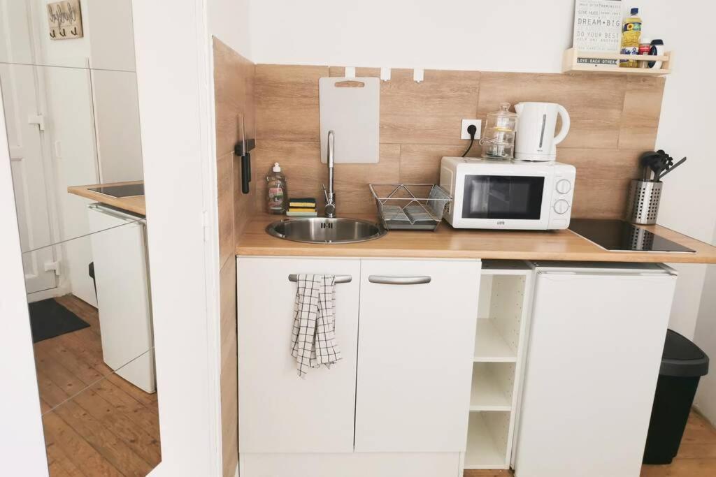 #4 Joli Appartement A 2 Pas Du Metro Et Paris 20 Bagnolet Dış mekan fotoğraf